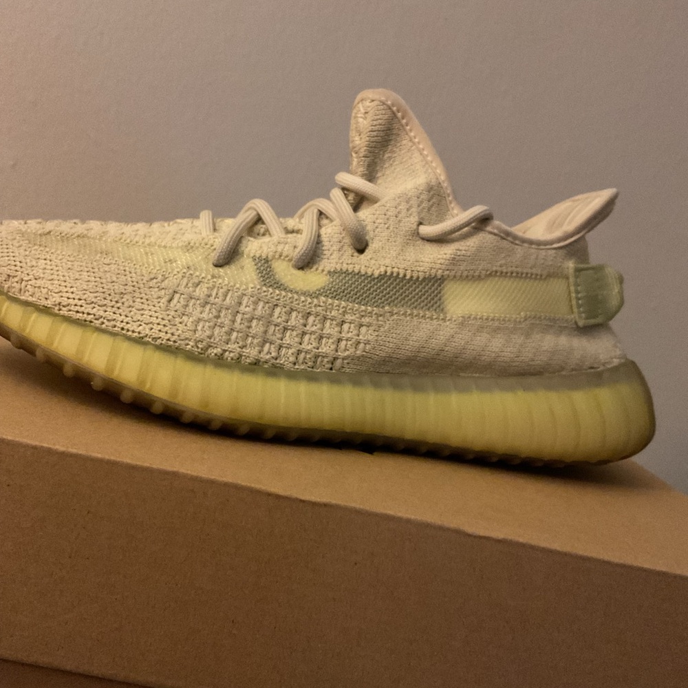 YEEZY BOOST 350
